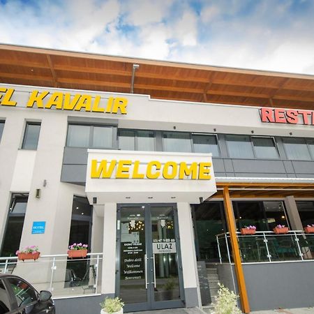 Hotel Kavalir Zepce Exteriér fotografie