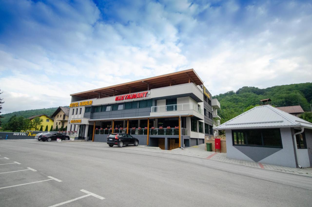 Hotel Kavalir Zepce Exteriér fotografie